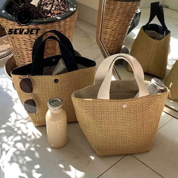 Taschen lässige Rattan Frauen kleine Handtaschen Sommer Strand Stroh Clutch Wicker gewebtes weibliche neue Lady Buckets Bag Trave -Tasche Jyy008