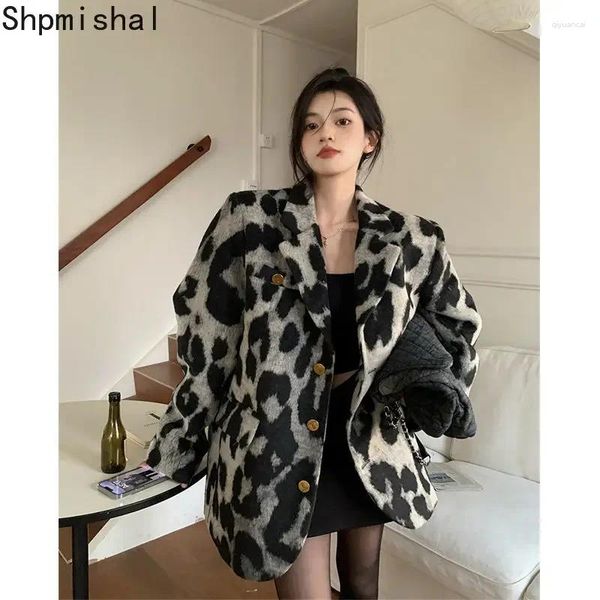 Frauenjacken Korean Mode Winter Leopardenmuster Anzug Wolle Dicke lose Schulterpolstere High -End -Baumwolle verdickte mittlere Länge Jacke