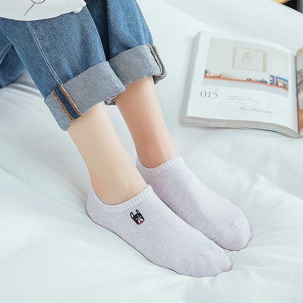 Frauen Socken süßer Tierhund Baumwolle Kurzer Knöchel Cartoon Koreanische Mode Mädchen Kawaii Freizeitcalcetinen Mujer