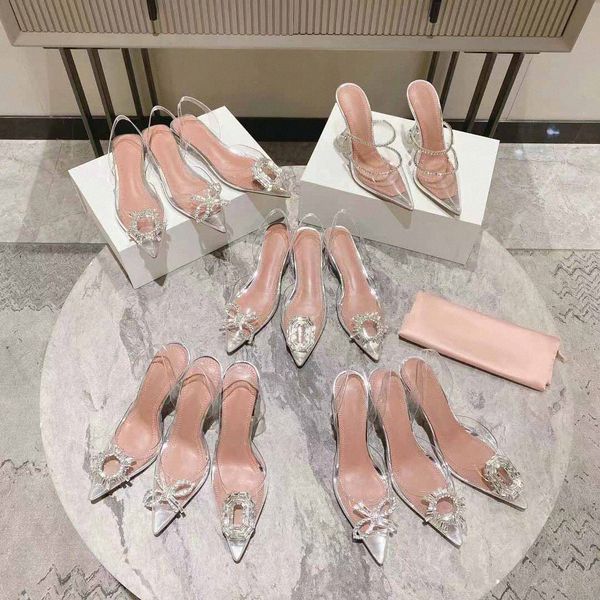 2024 Designerinnen Frauen High Heels Hochzeitsschuhe Kleid Luxus Sandalen Satin High Heel Bogenkristall Dekorative Gürtelschnalle Spitzes Sonnenblumen PVC bequem P0od#