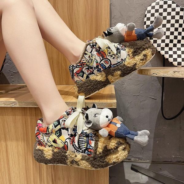 Scarpe casual dipinte Skate Women's Winter Plus Velvet 2024 Versione coreana INS Graffiti Doll Niu All-Match Cotton