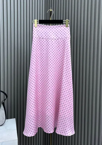 Luxury 2024 Single Sfritto a pezzi Signe a una linea per donne Eleganti Gonnea alta Gonnea Long Skirt Gonza rosa Sweet Skirt Abbigliamento femminile