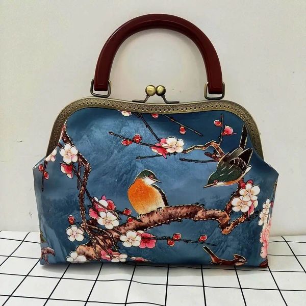 Bolsas Flores vintage Bolsa de bolsas de casca de pássaro Bolsa Cadeia Mulheres ombro Crossbody Bag 2021 Bolsa de Hand Bolsa de Madeira Novo Bolsa Feminina Bolsa