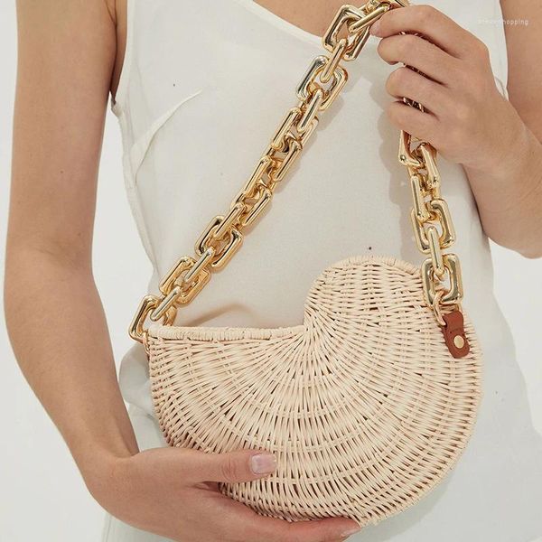 Bolsas de noite moda Moda Tecido Rattan for Women Luxury Chain Bag Banks Brand e Bolsa Summer Beach Boho Shell