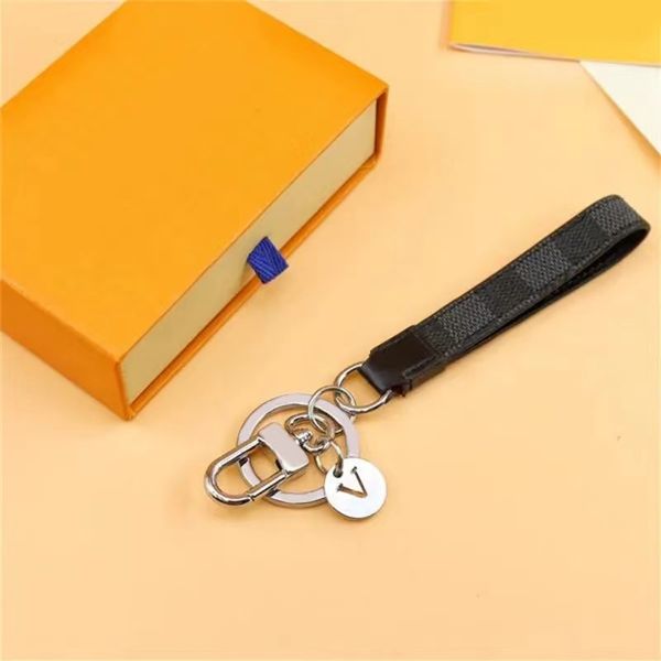 Designer Keychains Dragonne Luxus mehrfarbige Schlüsselkette Frauen Männer braune Lederbeutel Brieftasche Lanyard plattiert Gold Accessoires Dragonne hohe Qualität