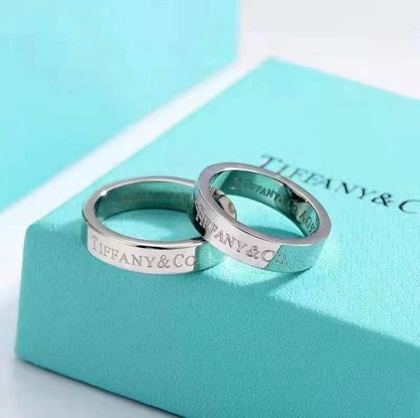 Tiffany Love Ring 4mm 5mm Titanium Silver Silver Rose Gold Gold para amantes tamanho 511 anéis de casal com presente Box6202479
