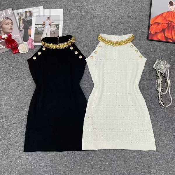 Basic Casual Kleider Designer Schwere Industrie Kette Hanges Hals ärmellose gestrickter Weste Rock 2024 Sommer Neues Hollow Slimming Kleid für Frauen NIC2