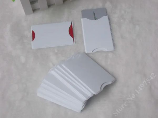 Titolare SPEDIZIONE GRATUITA 10 pezzi Porta della carta in plastica dura trasparente in PVC, protezione per carta, spazio impermeabile alle carte bancarie, OEM Welcome