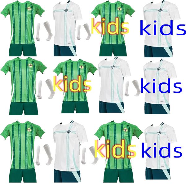 2024 Kuzey İrlanda Rahat Giyim Futbol Jersey Kids Kit üniforma 2025 Divas Charles Evans 24 25 Futbol Gömlek Charles Ballard Best Brown Ev