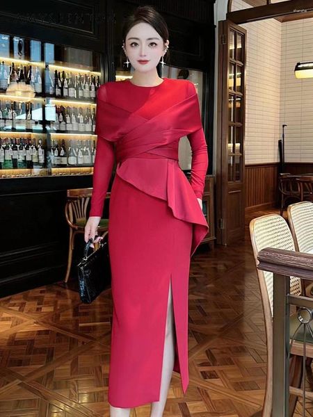 Abiti casual abito da cena rossa di alta qualità per donne con temperamento socialite autunnale slim forma sexy elegante midi