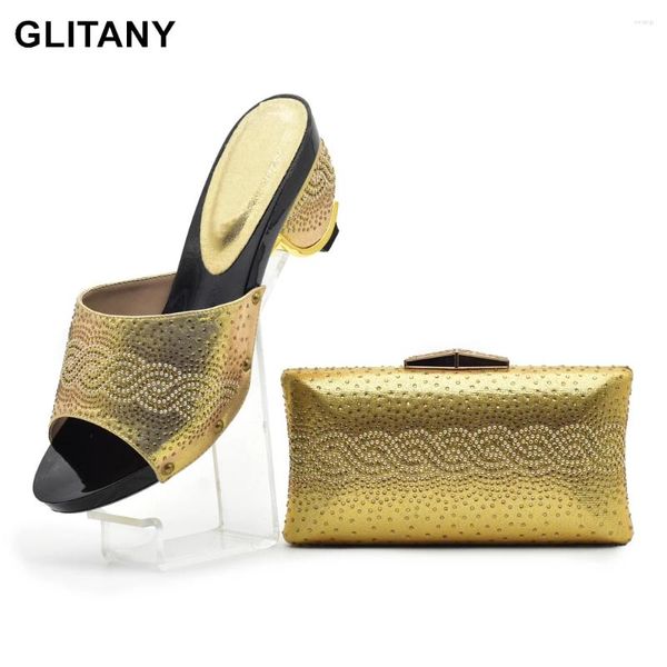 Scarpe eleganti arrivare set d'oro e borse per donne set di scarpe africane donne italiane decorate con strass