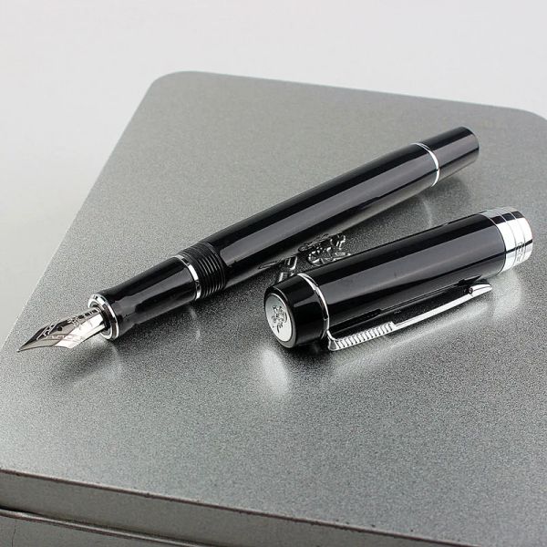 Pens Jinhao 100 Harz Brunnen Stift Schwarz feine Nib 0,5 mm mit Silber Clip Converter Schreibgeschäftsbeschaffung Tintenstift