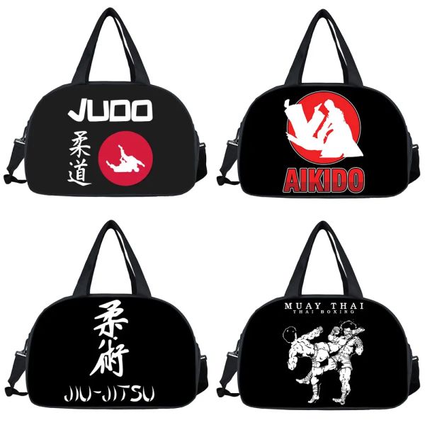 Сумки Cool Martial Art Judo / Taekwondo / Karate / Aikido Travel Bag Women Женщины мужские сумочки многофункциональные туфли для туфли Duffel Bag Holder