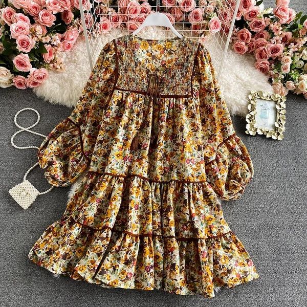 Lässige Kleider Sommer Frauen Forest Serie Blumenkleid V-Ausschnitt Patchwork Falten diawring hoher Taille Lose einzigartige Retro-Mode Süß