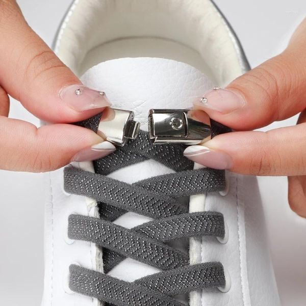 Parti di scarpe elastico senza tiro cravatta Premere i lacci di bloccaggio per bambini sneaker per adulti senza legami Foelace Metal Flat Strings