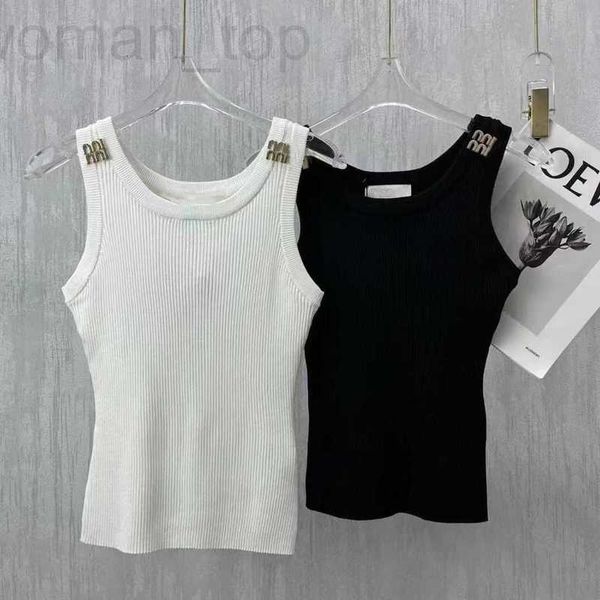 Tanques femininos Camis Designer Skincare Slim Fit Round Pistold Padrão vertical Letter Metal Decoration Knit