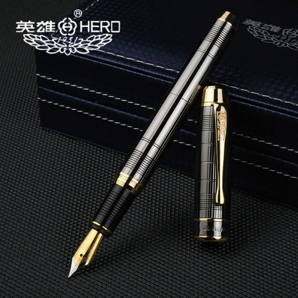 Pens Hero 953 Metallbrunnen Stift gebürstete Graugitter Muster Iaurita fein 0,5 mm goldener Clip -Schreiben Tintenstift für Business Office Home