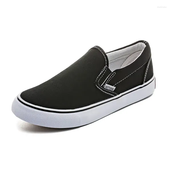 Повседневная обувь 2024 Весенняя школа моды Canvas Slip-On Sports Flat Sneakers