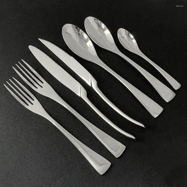 Platthandelte Sets 7pcs Mirror Silberes Geschirr Besteck Set 18/10 Edelstahl Dinner Steak Messer Fork Gabel Teelöffel Tischgeschirr Party Geschenk