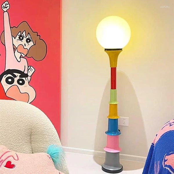 Stehlampenlampen Designer farbenfrohe Lampe Französisch Memphis Ständige Licht für Salon Schlafzimmer Innendekor kreative LED -Kinderzimmer