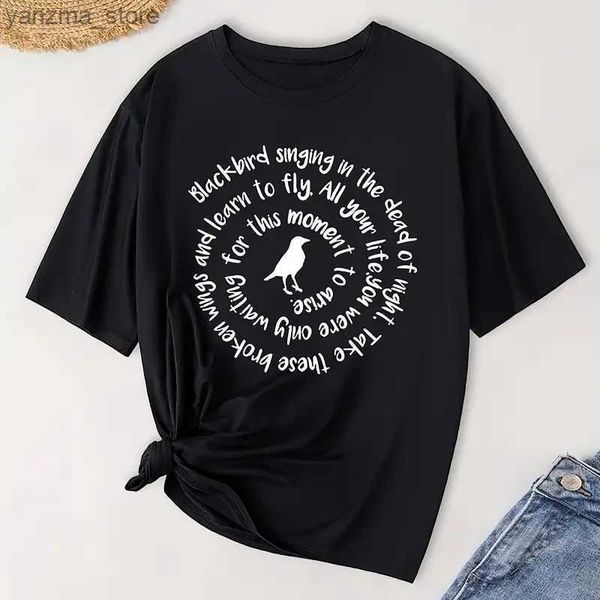 T-shirt feminina Plus Tamanho Graphic Print T-shirt Short Slve Crew Neck Casual Top para Summer Spring Spring Plus Size Clothing Y240420