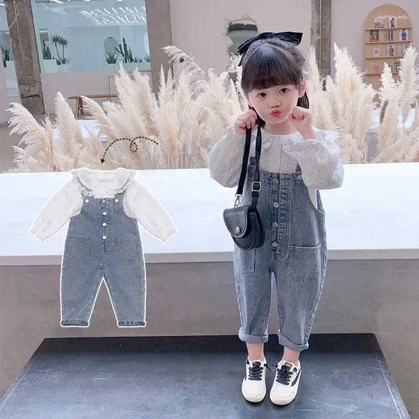 Kleidungssets Kinder Denim Jumpsuit Anzug 2024 Herbst Girls Puppenkragen Spitze Top White Shirt Kinder Casual Hosen 2pcs Set Set