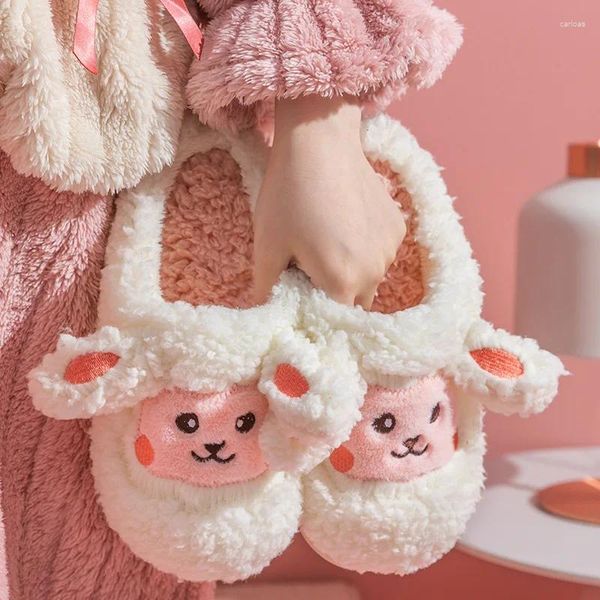 Pantofole Scarpe divertenti Slippista per animali carino per donne Kawaii Fluffy Winter Warm Girls Cartoon Sheep House Furry Slide