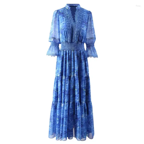 Lässige Kleider blaue Häkelspitzenverkleidungen gegen Nackenlaterneschläuche Smocking Taille Länge Drucken Chiffon Kleid