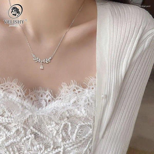 Ketten Mode Crystal Blattform Link Kette Anhänger Halsketten für Frauen Shinny Hochzeitstag Schmuck Schmuck
