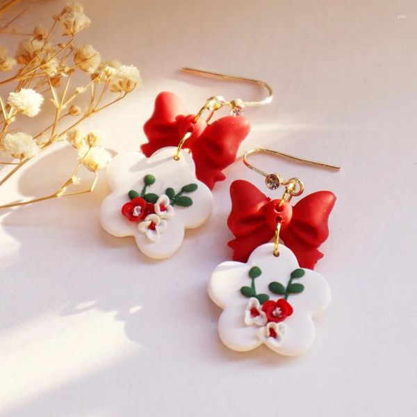 Dangle Ohrringe Clay Ohrring Santa Claus Bow für Frauen Mädchen 2024 handgefertigtes Drop Weihnachtsgeschenk Geschenk Geschenk