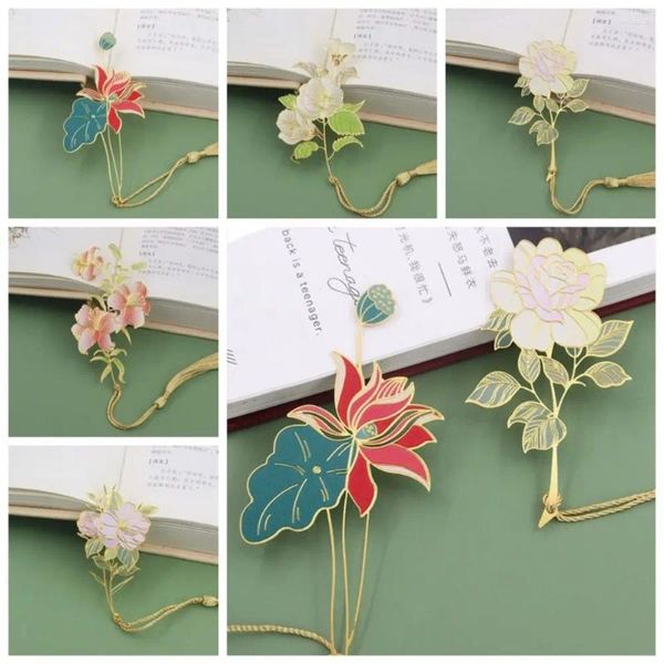 Libro di fiori Clip Metal Bookmarks Pagina Segnali in stile cinese Tascia cavata Bookmark Rose Paginatore