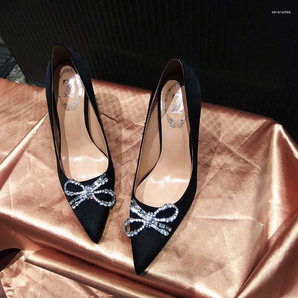 Scarpe vestite sexy Lady Fashion Women Pump Black Strass Strass Punta Punta Stiletto Stripper Teli alti Bridal Wedding Prom serata