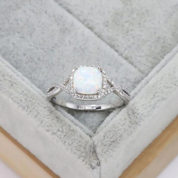 Clusterringe S925 Sterling Silber Simple Square Opal Edelstein Diamant Eleganter Persönlichkeit Engagement Ring