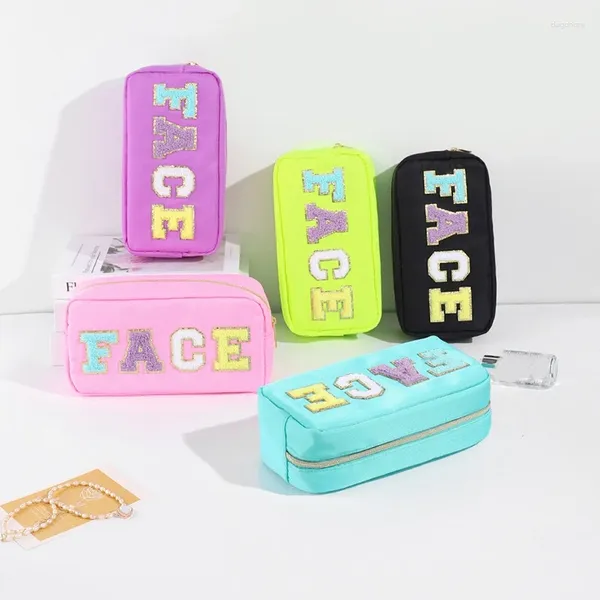 Bolsas de cosméticos letra de face patch nylon Travel Bag portátil de higienetril multifuncional de grande capacidade Zipper Studen lápis Case