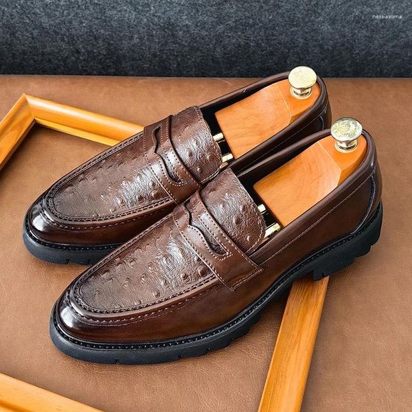 Sapatos casuais Comfort Grin Leather Men Flat Men Slip-On Slip-On Loafers