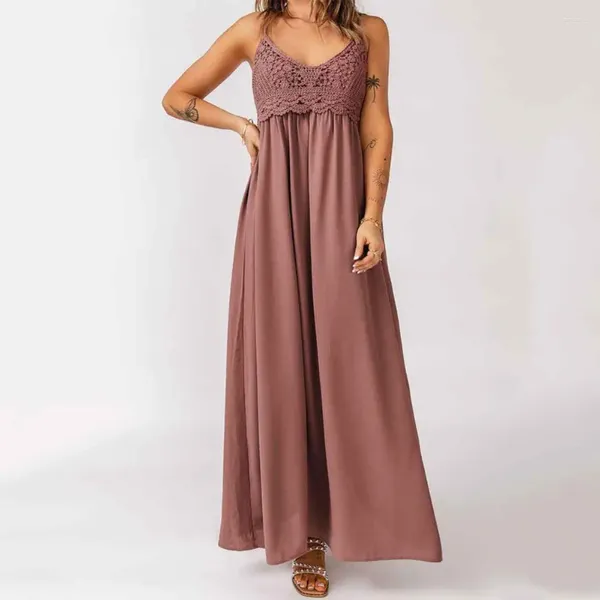 Lässige Kleider Sommer -Slip -Kleid gegen Hals Rückenfreie ärmellose plissierte verstellbare Spaghetti -Gurt hohl Häkelspitze Voller Farbe Lose Strand