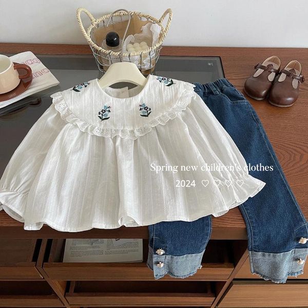 Set di abbigliamento per bambini ragazze graziose ricami floreali floreali camicia a maniche lunghe appliques perle pantaloni di denim dritti bambini primaverili di primavera