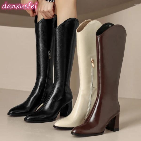 Stiefel DanxueFei Frauen echtes Lederrundzehen 7 cm Thicm High Heel Side Zip Herbst Knie Elegante Damen Long Hsoes