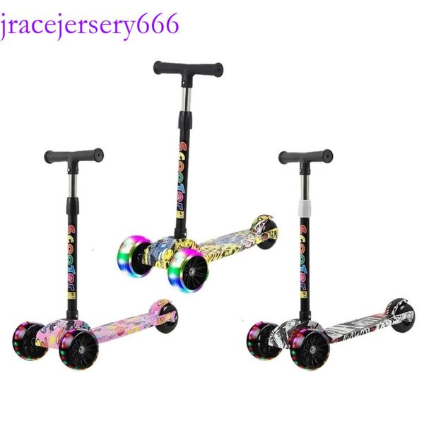 Kick Electric Scooters per bambini di alta qualità di alta qualità leggera a piede rapida ALTIMENTABILE PEDALI ALLENSIONE CUSTICHE CAPASIONE CUSCINIO 221116 221116