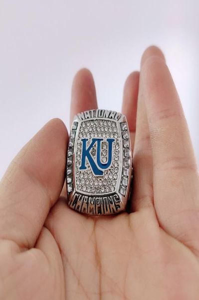 2008 Kansas Jayhawks National Championship Ring Sport Souvenir Fan Promotion Regalo intero 2020 Drop 2859221