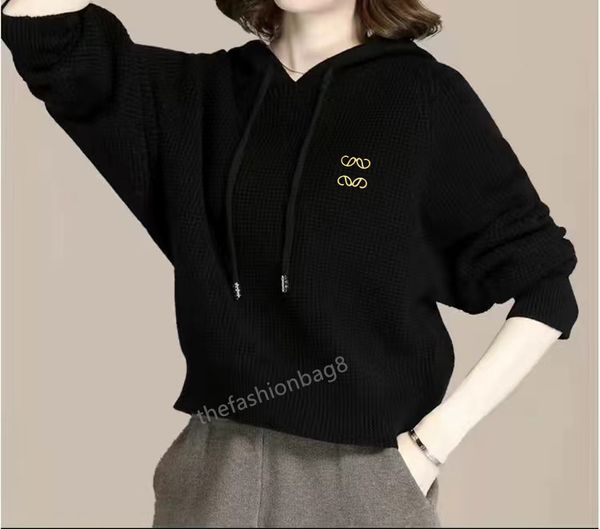 Designerinnen Frauenpullover Herbst Loewees Mode losen High -End -Slim -Fit -Rollkragenpullover Langarm Pullover Kapuzenpullover gestrickter weißer Strickpullover