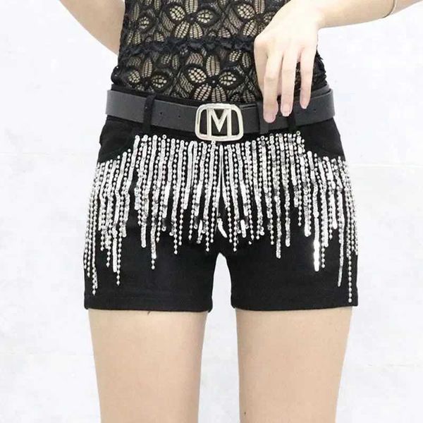 Frauen Shorts Schwarze Pailletten Tassels Denim Shorts Womens Strtwear 2023 Sommer neuer koreanischer Slim Kette Trend heiße Hosen weiß lässiger Kurzjeans Y240420