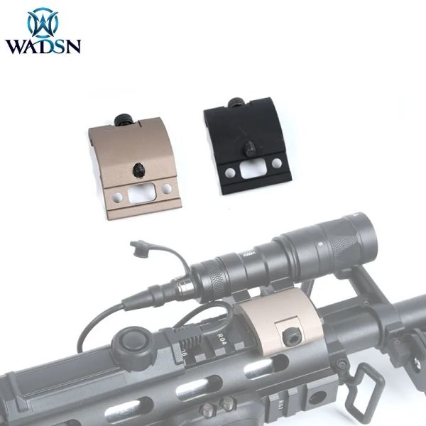 SCOPES WADSN Flashlight Monte per Surfire M600 M300 ARMA LIGHT LIMI FUCILE AIRSOFF MAIL