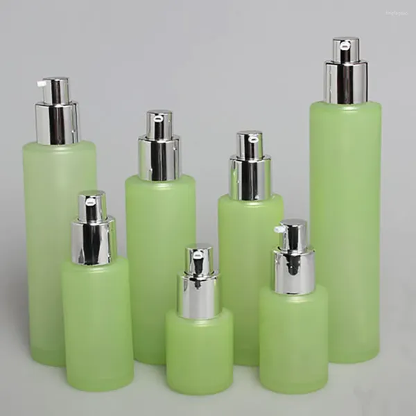 Speicherflaschen hochwertige Reiseflasche Kosmetische 40 ml Serumspender Frosted Green Glass Spray mit Silber