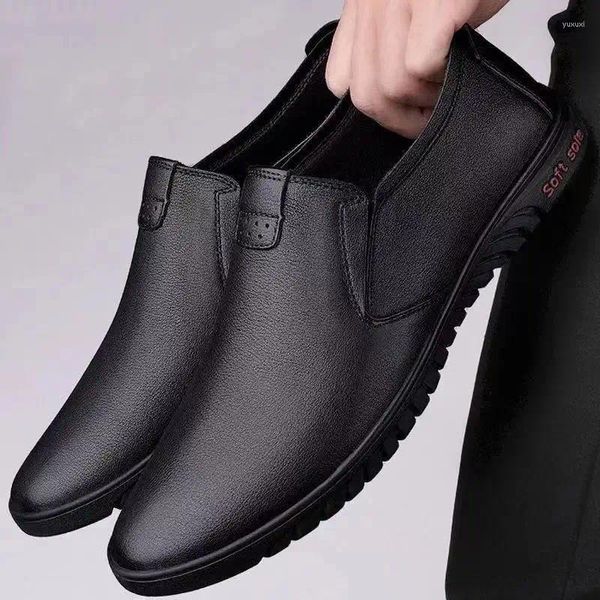 Gelegenheitsschuhe Männer Business Leder Mode weicher Boden Oxfords Männliche Hochzeitsfeier Büro Slip-on-Außenflats