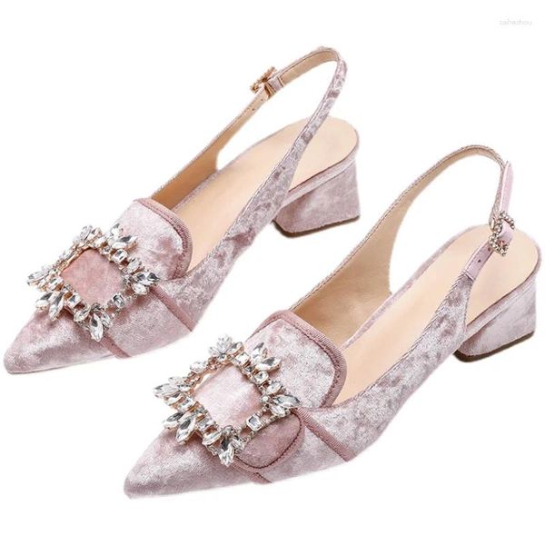 Sapatos de vestido saltos altos cetim de cetim de ponta de veludo rosa Bombas de seda de diamante rosa rosa slingback de diamante strass de cristal baixo azul de noiva