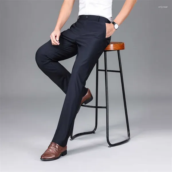 Calça masculina verão preto calças finas de leite elástico Escritório de seda de seda gelo ultra e secagem rápida casual skinny