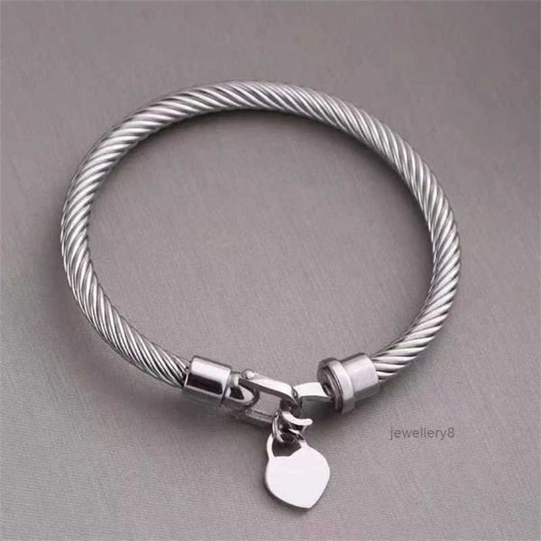 Love Heart Bracelet for Womens Designer Bracelet