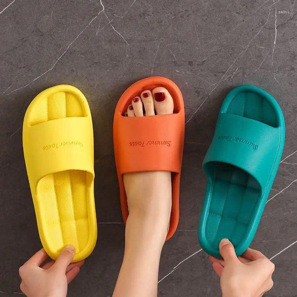 Hausschuhe Wtempo Badezimmer Slipper Non -Slip Eva Duschschieber Sandalen für Frauen Männer geprägt Sommerpool Flip Flop Innenhäuser Schuhe