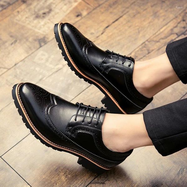 Sapatos casuais design de moda masculino masculino de vestido formal Business Leatherwear Black Wedding Oxford